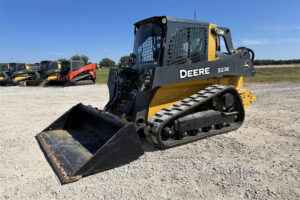 John Deere-323E-2-20